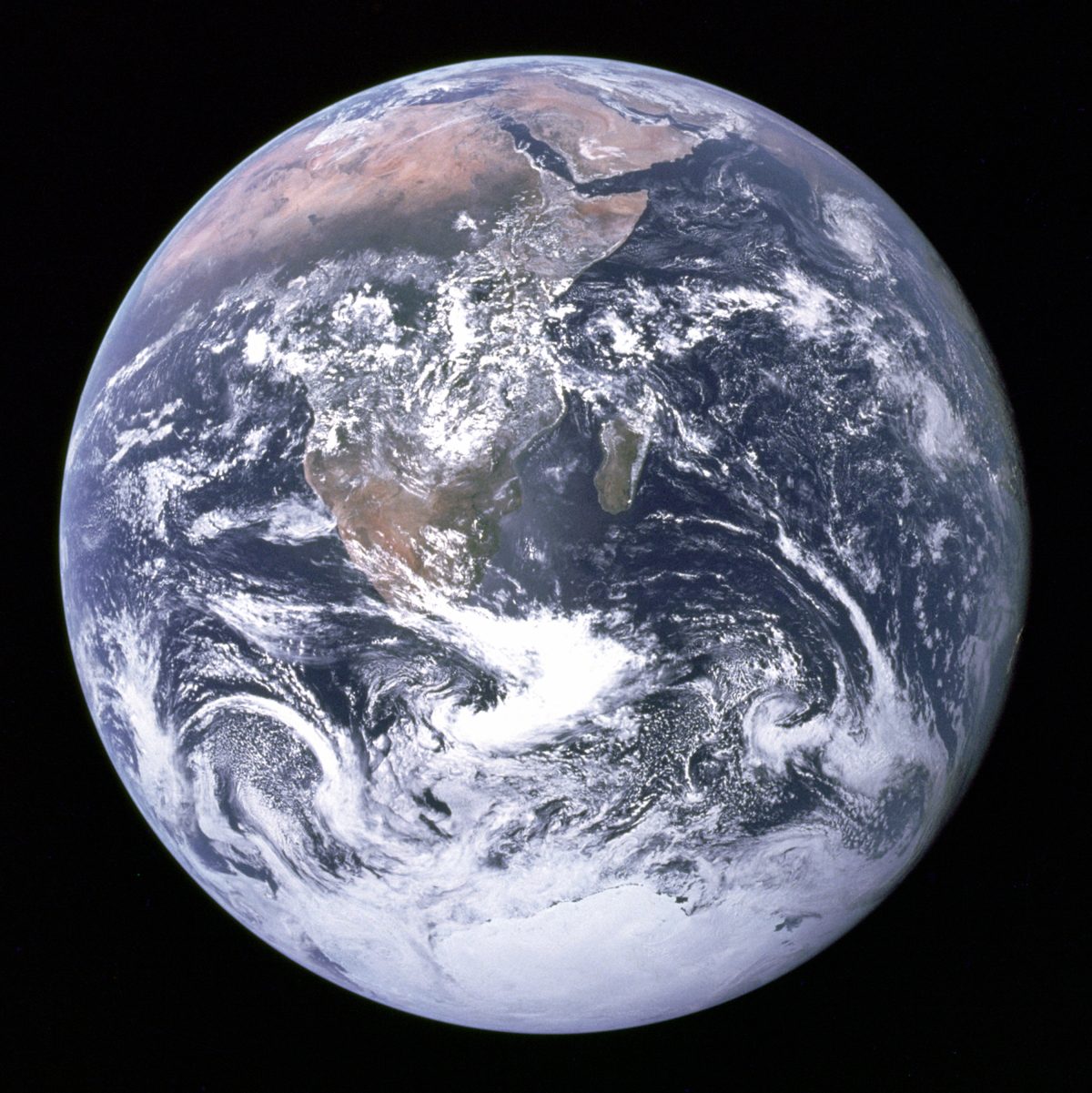 Earth seen from Apollo 17 (the Blue Marble)