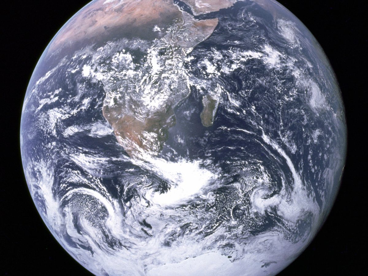 Earth seen from Apollo 17 (the Blue Marble)