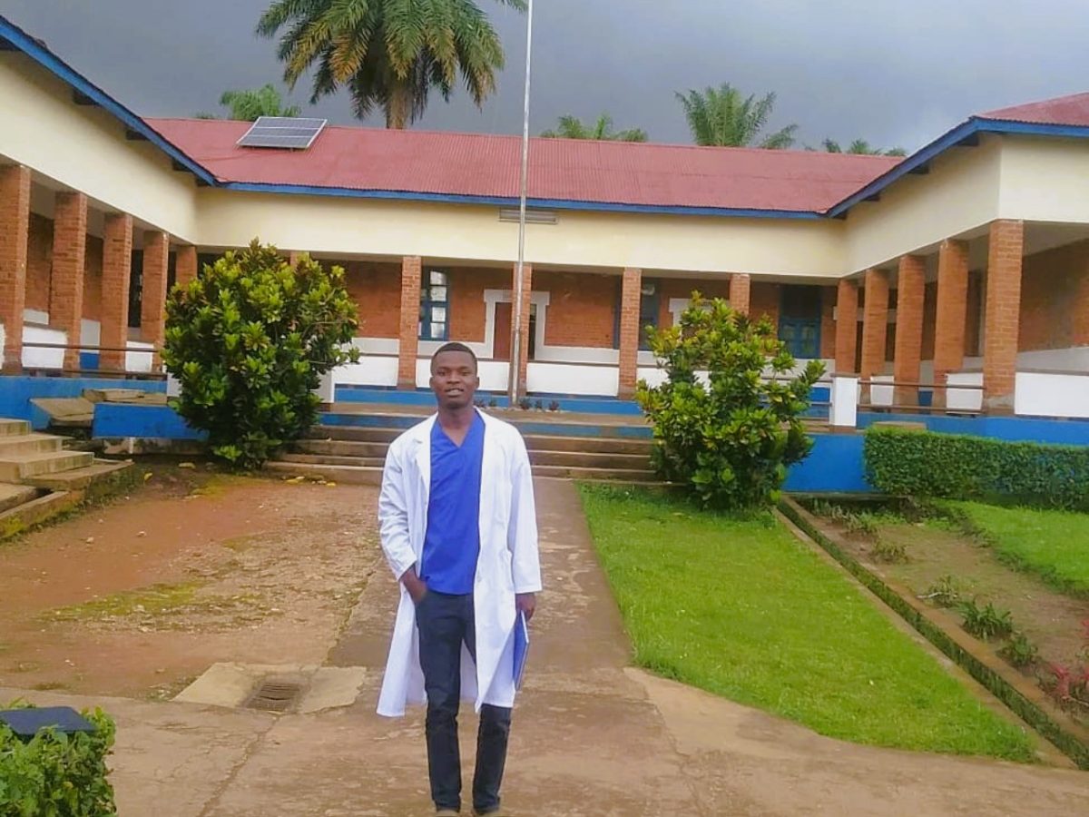 A nurse at Lemera Hospital in South Kivu Province, Democratic Republic of Congo