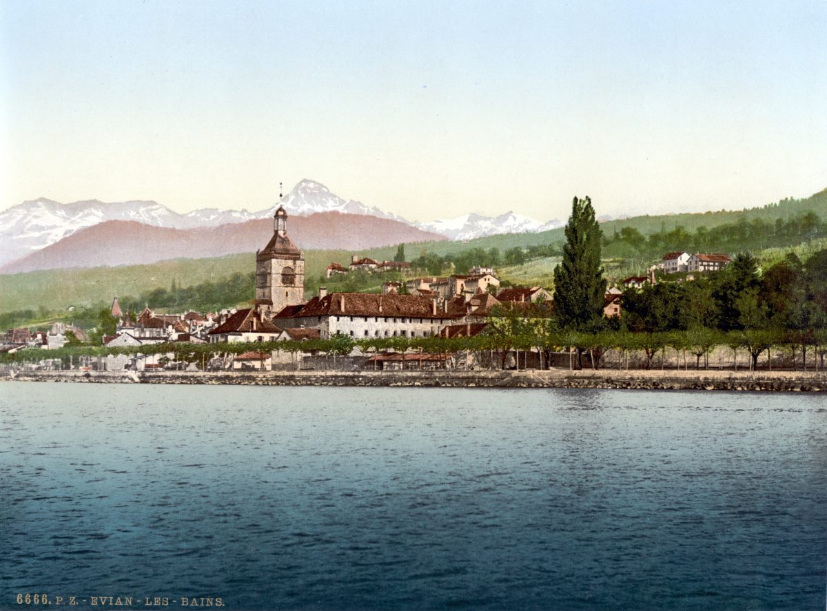 Évian-les-Bains lakeside town on the French shore of Lake Geneva, host of the 2026 G7 summit