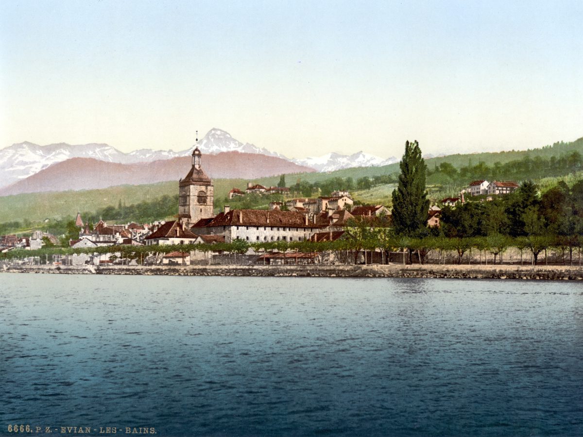 Évian-les-Bains lakeside town on the French shore of Lake Geneva, host of the 2026 G7 summit