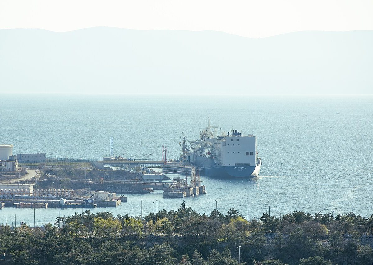 Oil tanker and gas tanker at sea