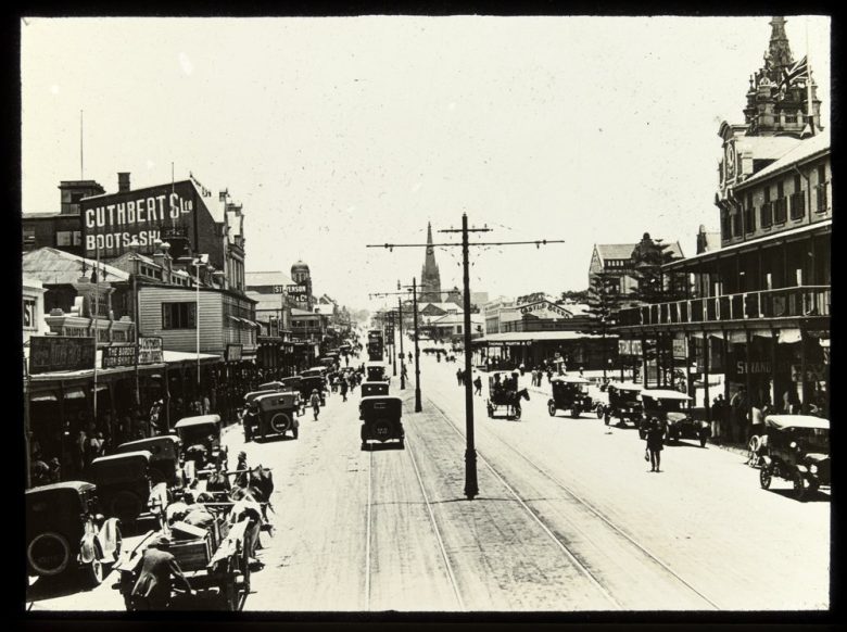 Shoppers on Oxford Street in East London