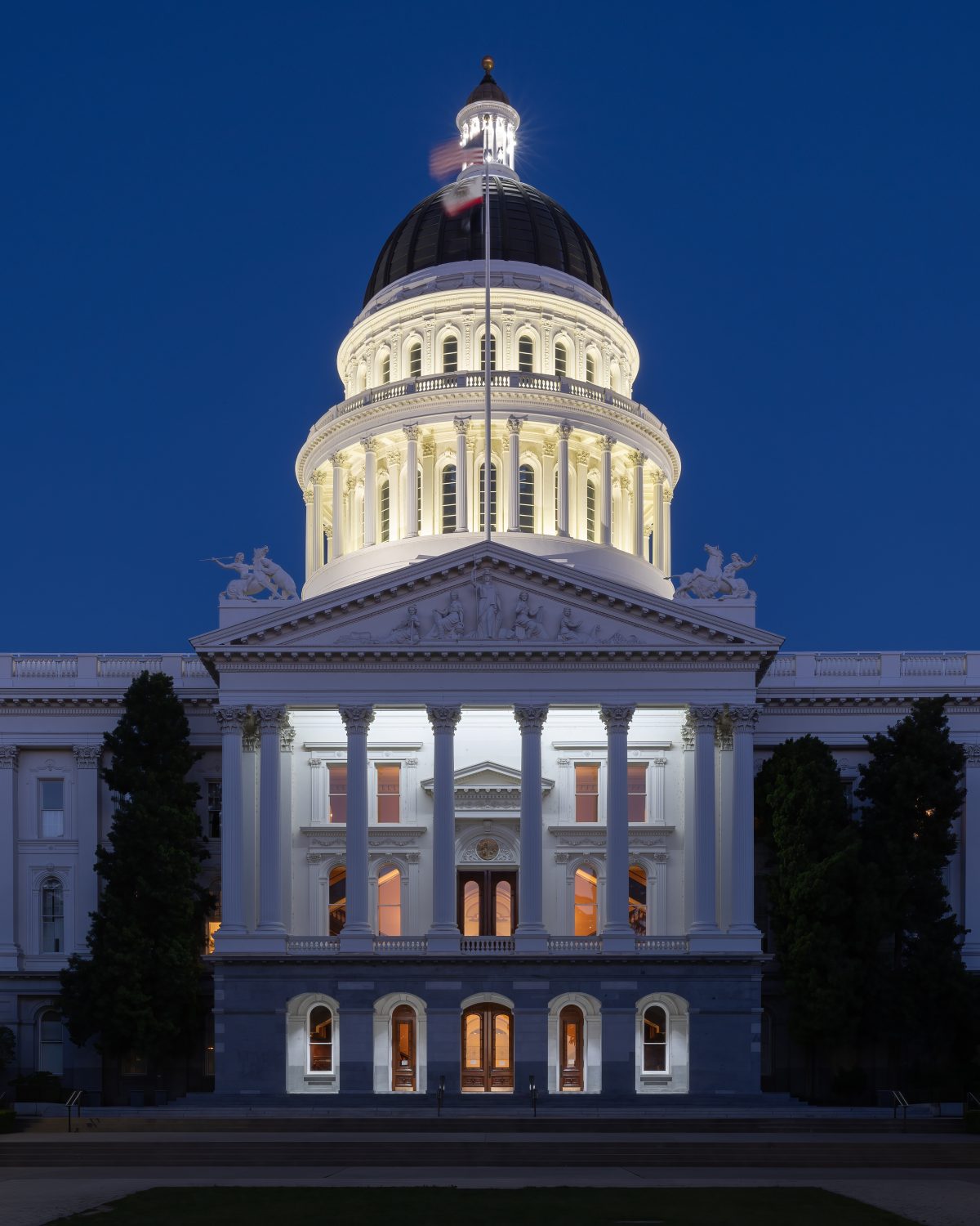 California State Capitol building at blue hour in Sacramento