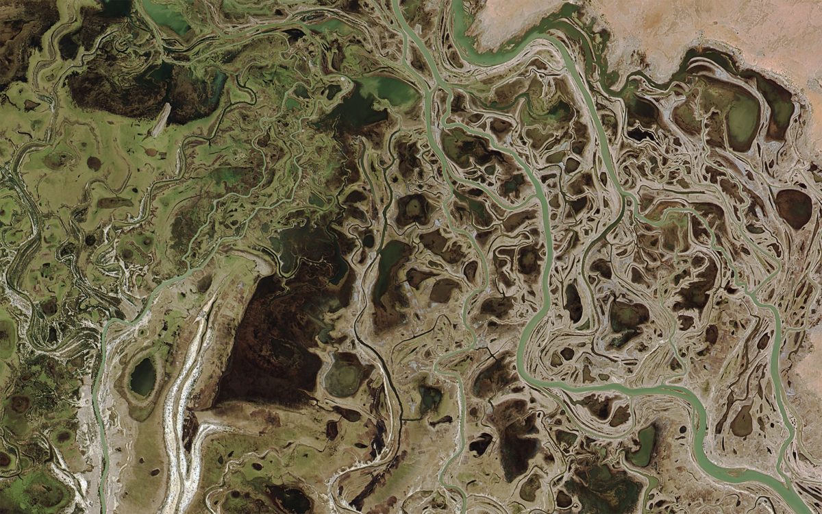 Aerial view of Mopti, Mali, showing riverside settlement and buildings