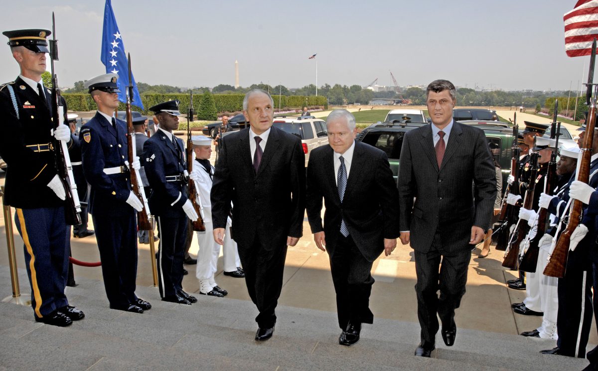 Hashim Thaçi at the Pentagon with US officials